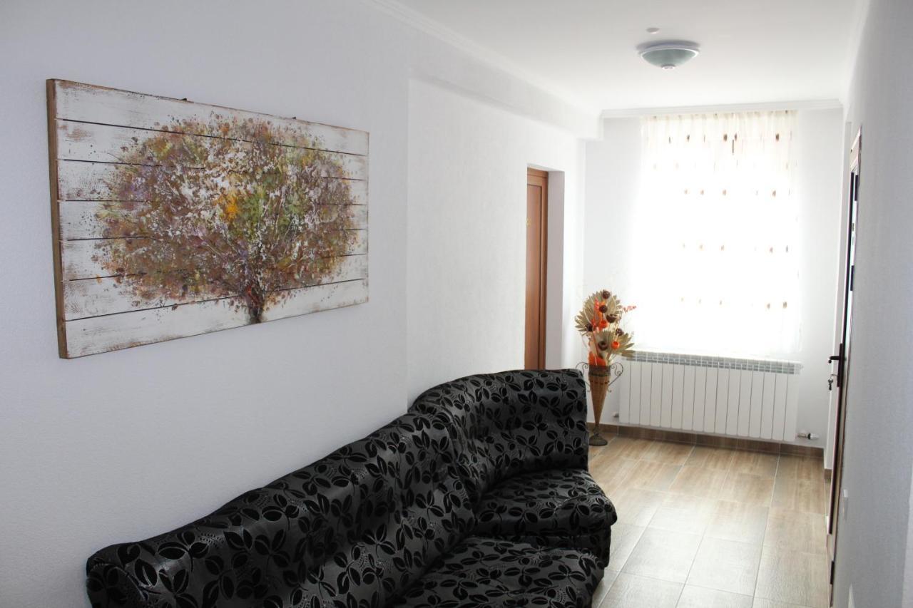 Къща За Гости Мишурови Smolyan Exteriör bild