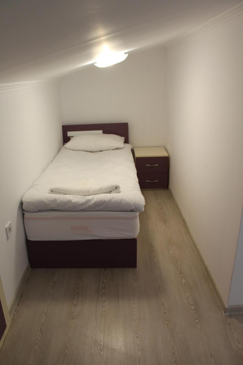 Къща За Гости Мишурови Smolyan Exteriör bild